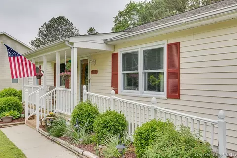 6394 T C Walker Rd, Gloucester, VA 23061 photo 4
