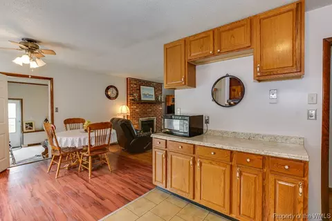 6394 T C Walker Rd, Gloucester, VA 23061 photo 15