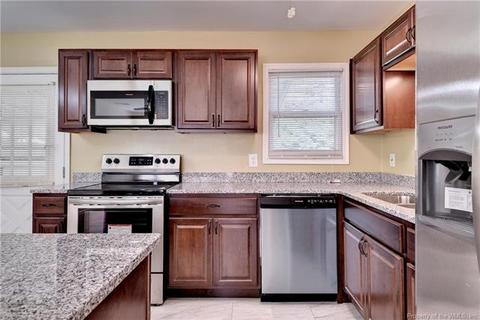 805 Lemaster Ave, Hampton, VA 23669 photo 5