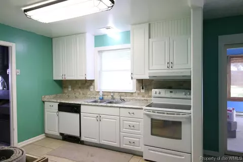 409 Goosley Rd, Yorktown, VA 23690 photo 7