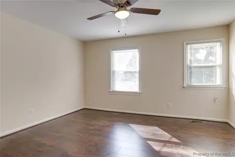 13 Kempton St, Hampton, VA 23669 photo 16