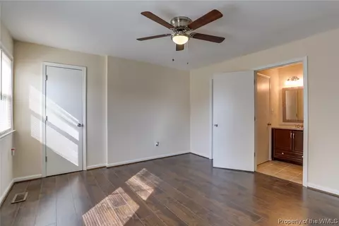 13 Kempton St, Hampton, VA 23669 photo 15