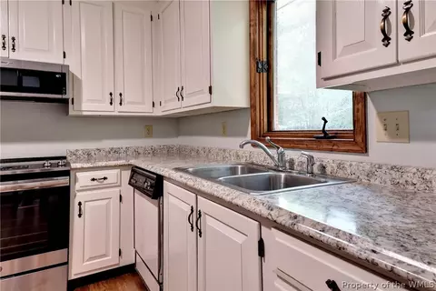 105 Peyton Rd, Williamsburg, VA 23185 photo 15