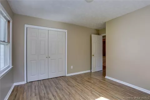 8153 Highview Dr, Gloucester, VA 23061 photo 16