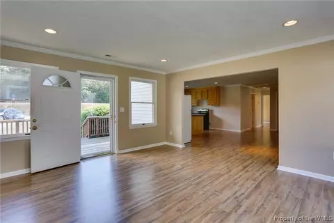 8153 Highview Dr, Gloucester, VA 23061 photo 6