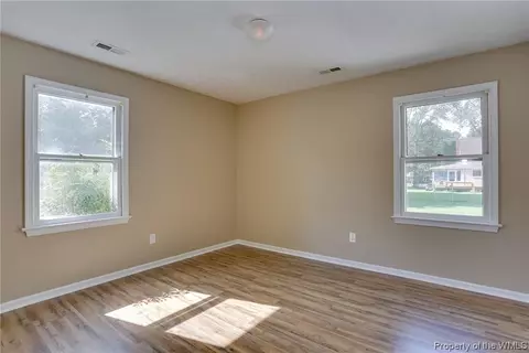 8153 Highview Dr, Gloucester, VA 23061 photo 15