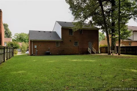14 Phyllis Ln, Hampton, VA 23666 photo 4