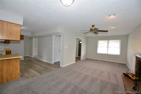 14 Phyllis Ln, Hampton, VA 23666 photo 10