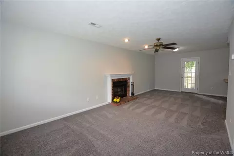 14 Phyllis Ln, Hampton, VA 23666 photo 7