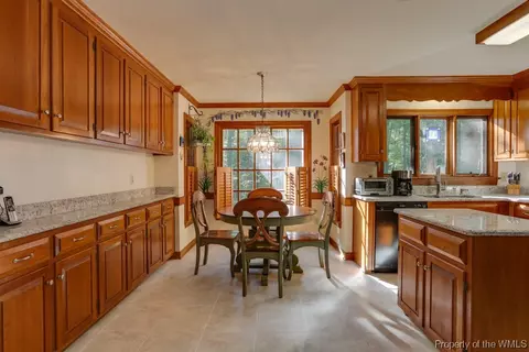 145 Devon Rd, Williamsburg, VA 23188 photo 14