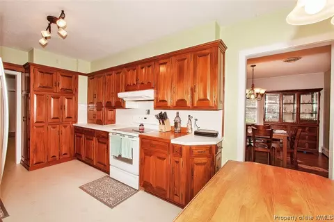 100 E Pinecrest Rd, Wakefield, VA 23888 photo 15