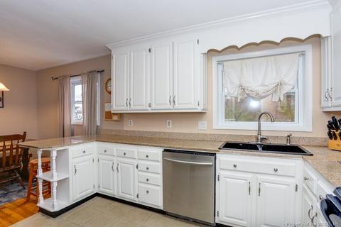 299 Concord Dr, Hampton, VA 23666 photo 11