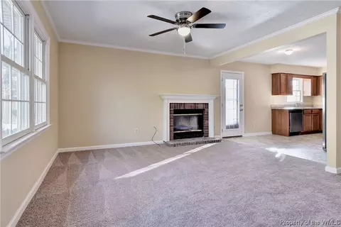 36 Glascow Way, Hampton, VA 23669 photo 3