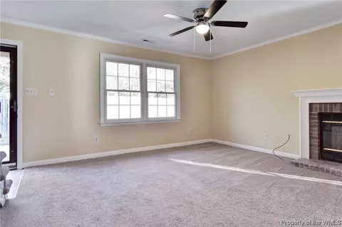 36 Glascow Way, Hampton, VA 23669 photo 4