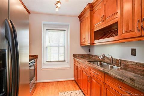 2 Covenant Ct, Hampton, VA 23666 photo 2