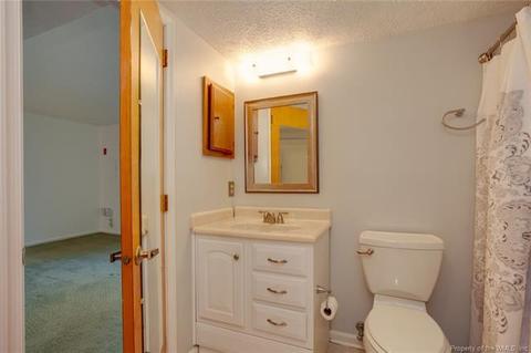 2 Covenant Ct, Hampton, VA 23666 photo 14