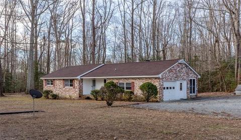 2482 Hickory Fork Rd, Gloucester, VA 23061 photo 1