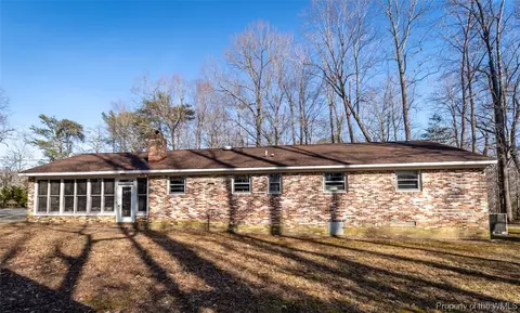 2482 Hickory Fork Rd, Gloucester, VA 23061 photo 5