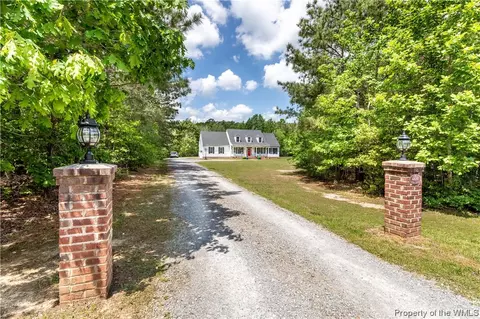 4820 Colby Dr, Lanexa, VA 23089 photo 1