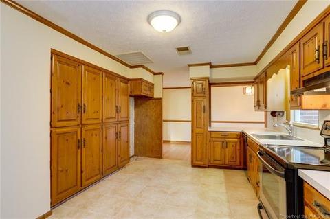 60 Wheatland Dr, Hampton, VA 23666 photo 7