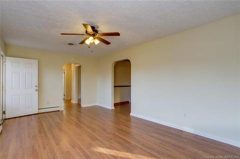 60 Wheatland Dr, Hampton, VA 23666 photo 13