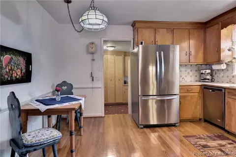 272 E Queens Dr, Williamsburg, VA 23185 photo 10