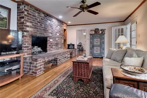 272 E Queens Dr, Williamsburg, VA 23185 photo 14