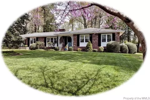 272 E Queens Dr, Williamsburg, VA 23185 photo 1