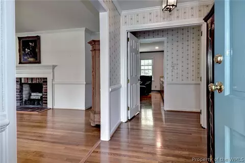272 E Queens Dr, Williamsburg, VA 23185 photo 5