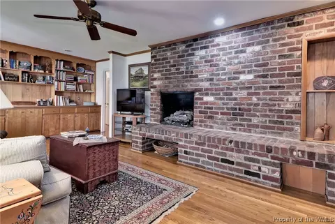 272 E Queens Dr, Williamsburg, VA 23185 photo 13