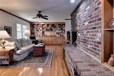 272 E Queens Dr, Williamsburg, VA 23185 photo 15
