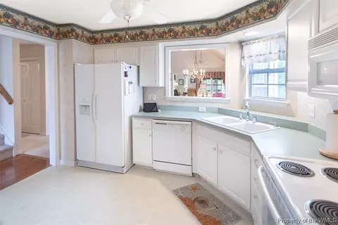 611 Commons Way, Williamsburg, VA 23185 photo 10