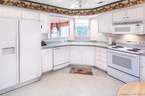 611 Commons Way, Williamsburg, VA 23185 photo 9