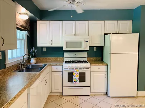 1184 Jamestown Rd #25, Williamsburg, VA 23185 photo 10