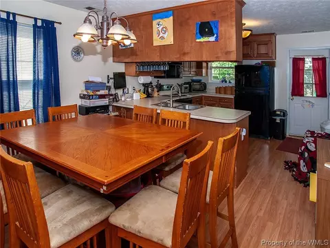 105 Bruton Dr, Williamsburg, VA 23185 photo 4