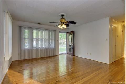 103 Tucker Ln, Hampton, VA 23669 photo 6