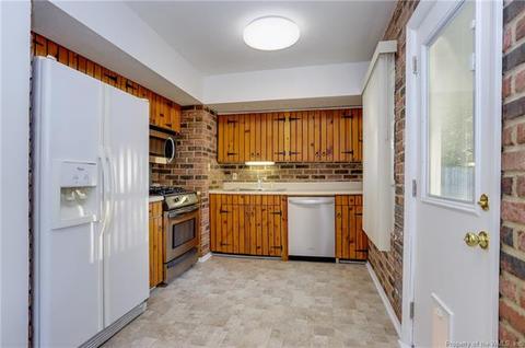 103 Tucker Ln, Hampton, VA 23669 photo 10
