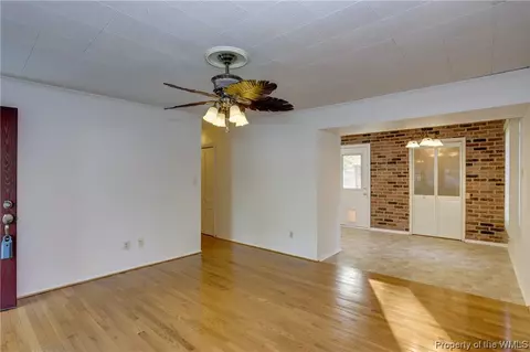 103 Tucker Ln, Hampton, VA 23669 photo 7