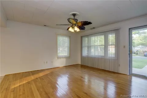 103 Tucker Ln, Hampton, VA 23669 photo 5