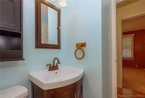 103 Tucker Ln, Hampton, VA 23669 photo 19