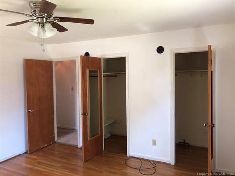 305 Sea Breeze Ct, Hampton, VA 23669 photo 11