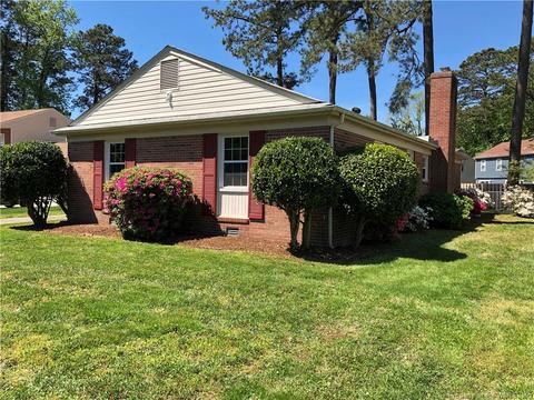 305 Sea Breeze Ct, Hampton, VA 23669 photo 2