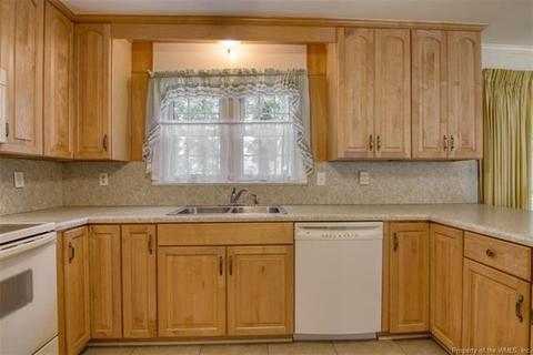 228 Chickamauga Pike, Hampton, VA 23669 photo 4