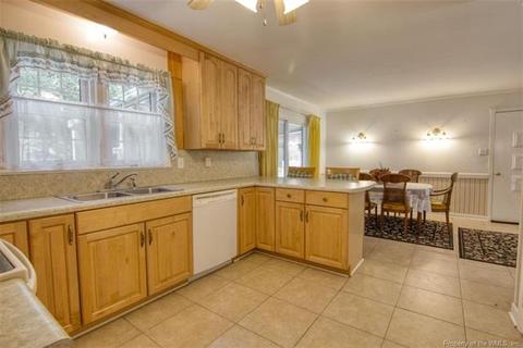 228 Chickamauga Pike, Hampton, VA 23669 photo 5