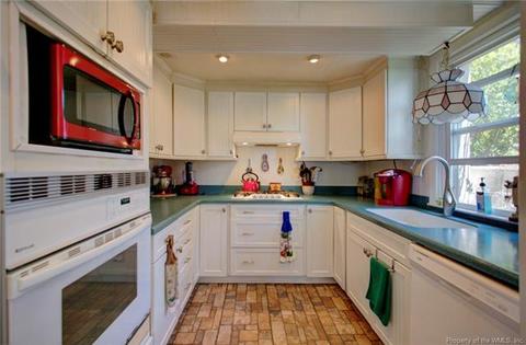 6815 Riverview Park Cir, Gloucester, VA 23061 photo 5