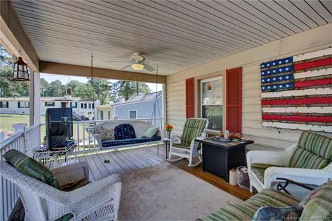 6815 Riverview Park Cir, Gloucester, VA 23061 photo 4