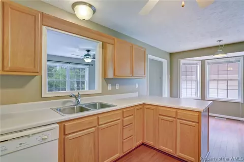 911 Riverside Dr, Lanexa, VA 23089 photo 15