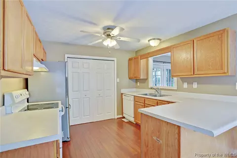 911 Riverside Dr, Lanexa, VA 23089 photo 14
