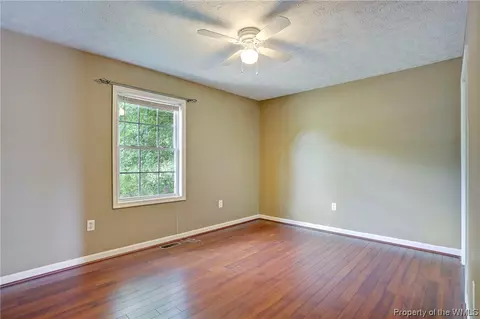911 Riverside Dr, Lanexa, VA 23089 photo 8
