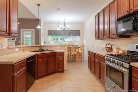 248 Patricks Xing, Williamsburg, VA 23185 photo 11